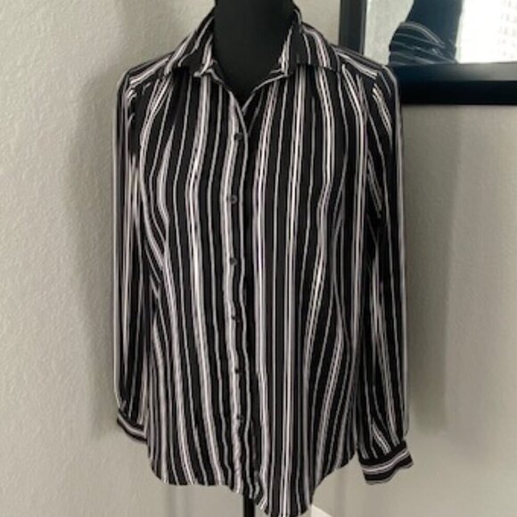 H&M Classic Black White Striped Button Down Shirt Blouse Sz 4 - Picture 2 of 12